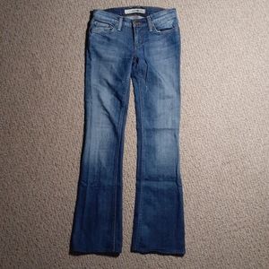 🎀 Joe's women's low rise bootcut distressed jeans size 24. Petite fit